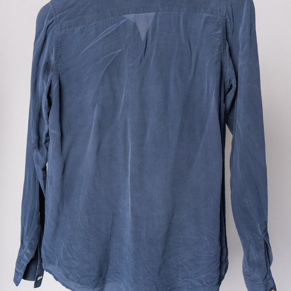 Blue button top - Picture 2 of 2